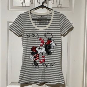 Women’s Small Disney t-shirt